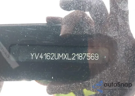 2020 Volvo Xc40 T5 R-Design from USA, damaged, VIN YV4162UMXL2187569